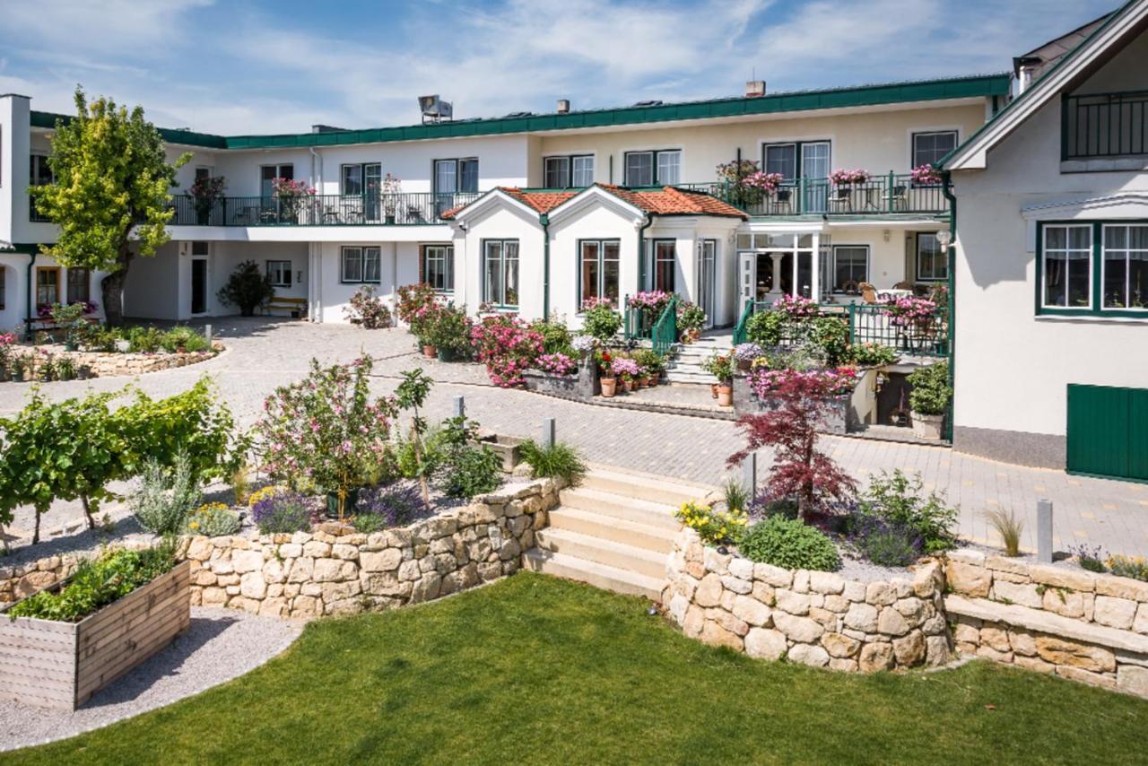 Haus Kranixfeld-Fischl Hotel Moerbisch Am See Exterior photo